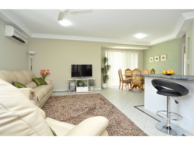 10 Waverley Park Close, Oxenford QLD 4210