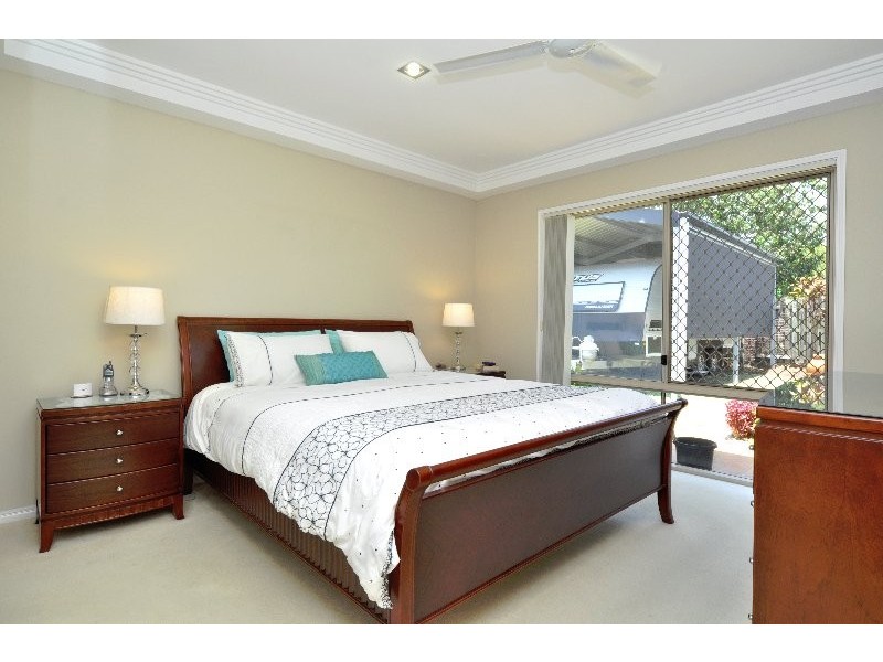 10 Waverley Park Close, Oxenford QLD 4210