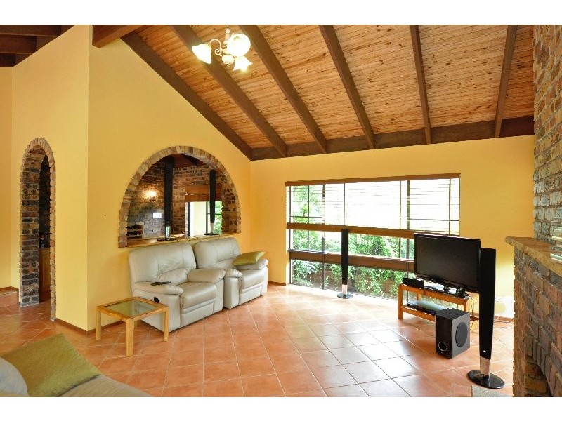 2 Satinay Court, Oxenford QLD 4210