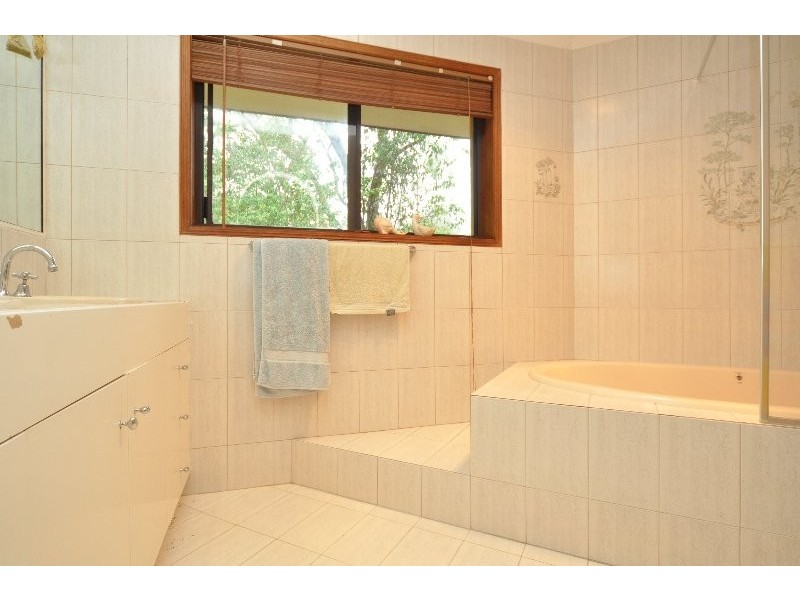 2 Satinay Court, Oxenford QLD 4210