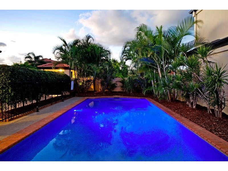 5 Ken Crescent, Helensvale QLD 4212