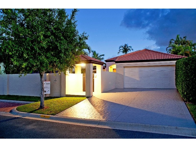 5 Ken Crescent, Helensvale QLD 4212