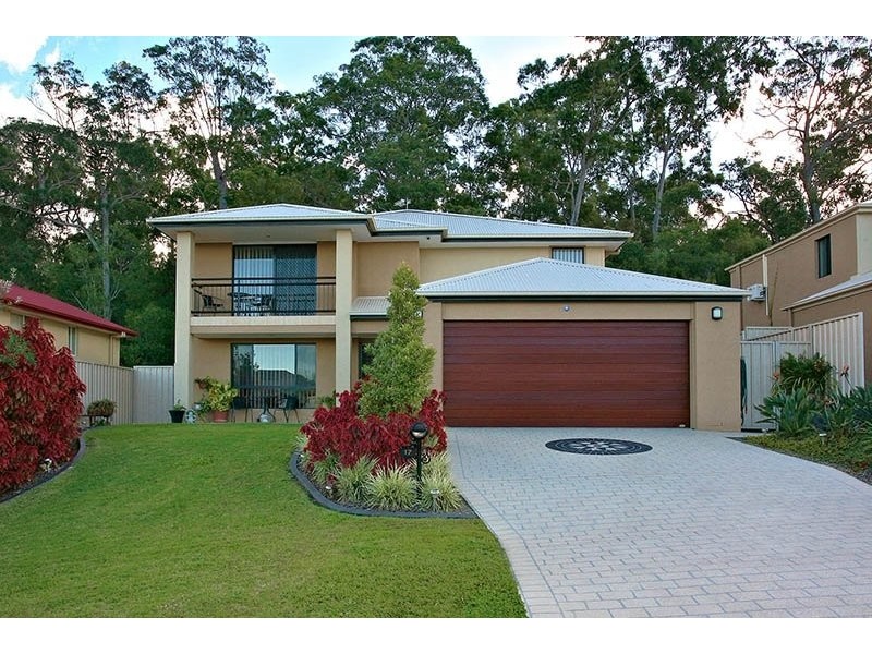 17 Caragh Crescent, Oxenford QLD 4210