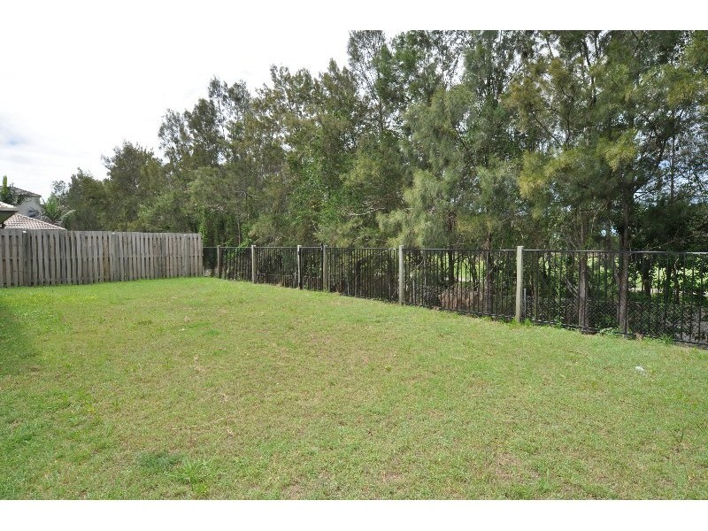 65/19 SANTA BARBARA ROAD, Hope Island QLD 4212