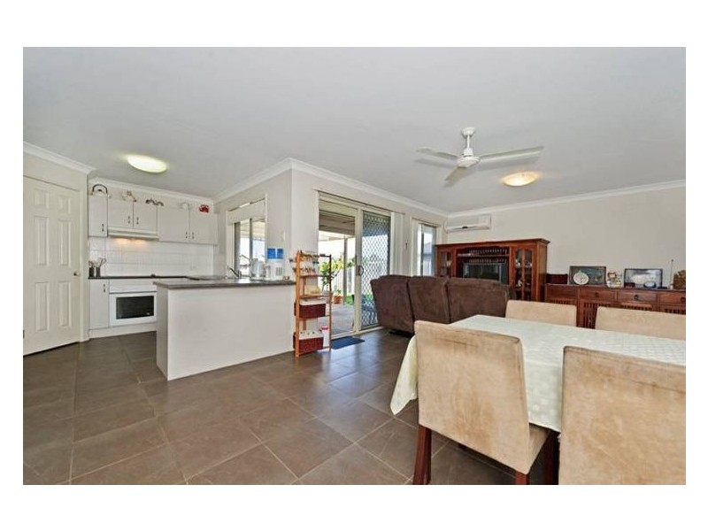 2 Xavier Place, Oxenford QLD 4210