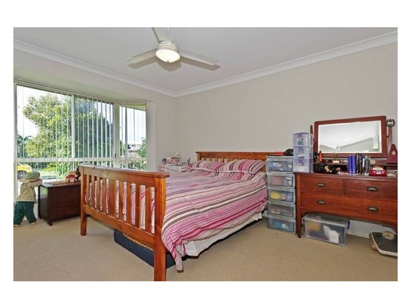 2 Xavier Place, Oxenford QLD 4210