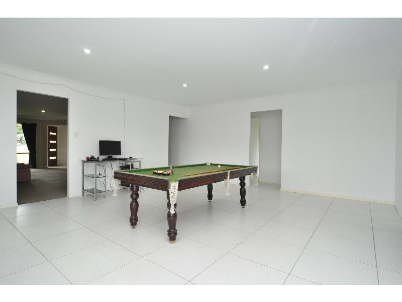 11 Buchanan Circuit, Oxenford QLD 4210