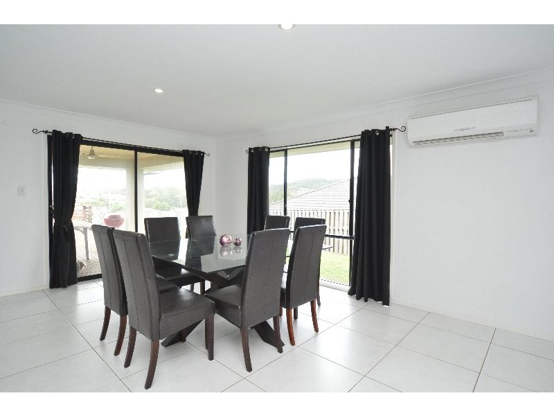 11 Buchanan Circuit, Oxenford QLD 4210