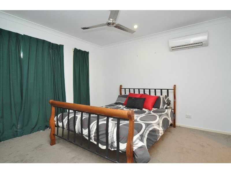 11 Buchanan Circuit, Oxenford QLD 4210