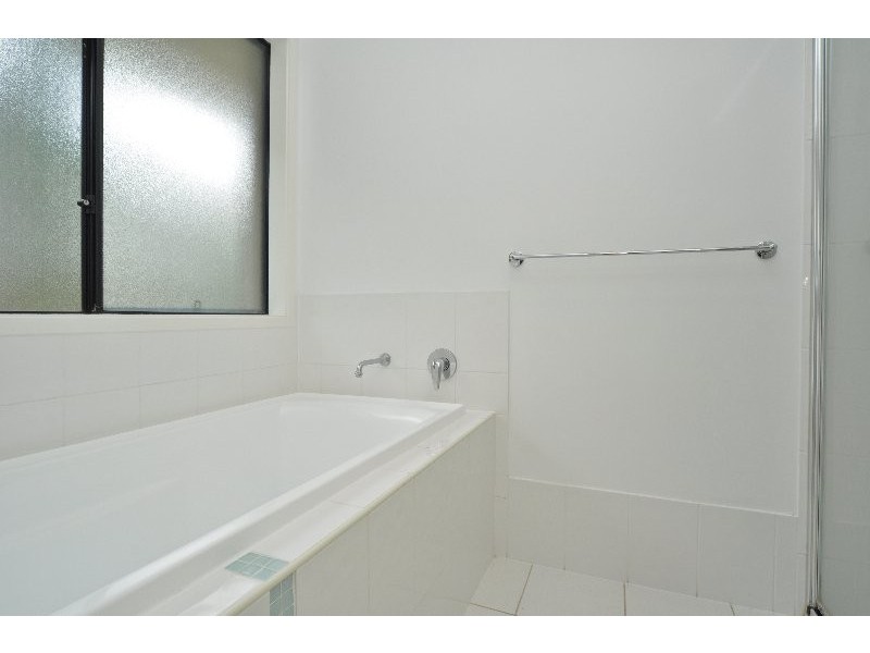 11 Buchanan Circuit, Oxenford QLD 4210