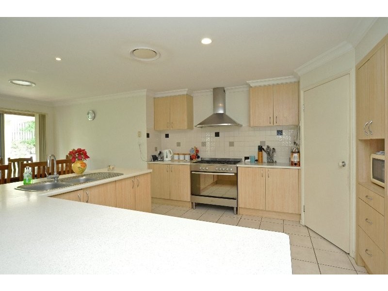 24 Essen Place, Oxenford QLD 4210