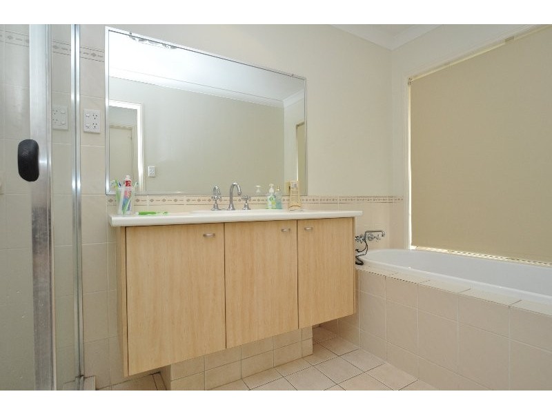 24 Essen Place, Oxenford QLD 4210