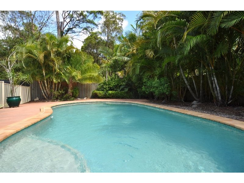 23 Pinemount Crescent, Oxenford QLD 4210