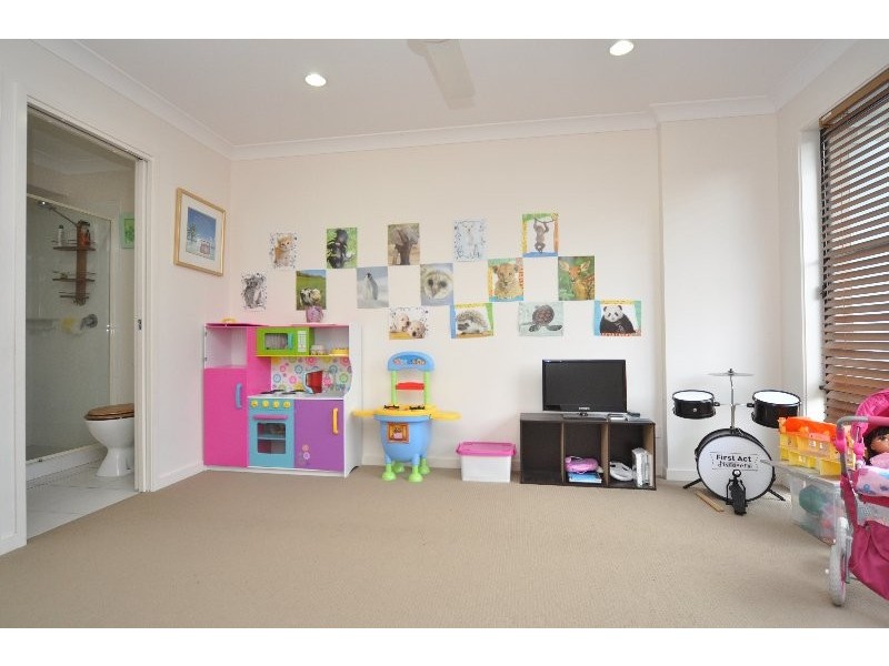 44 The Landings, Upper Coomera QLD 4209