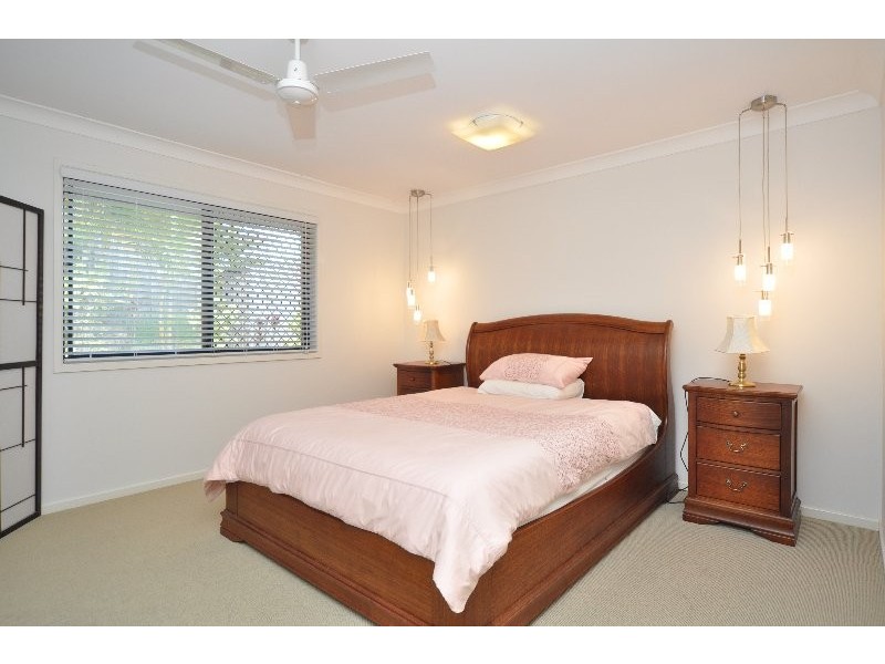 3 Inman Court, Pacific Pines QLD 4211