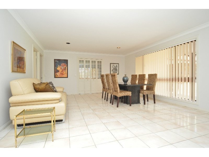 56 Clarence Drive, Helensvale QLD 4212