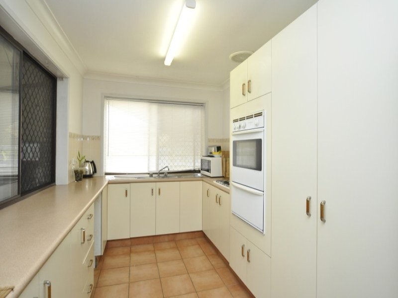 42 Michigan Drive, Oxenford QLD 4210