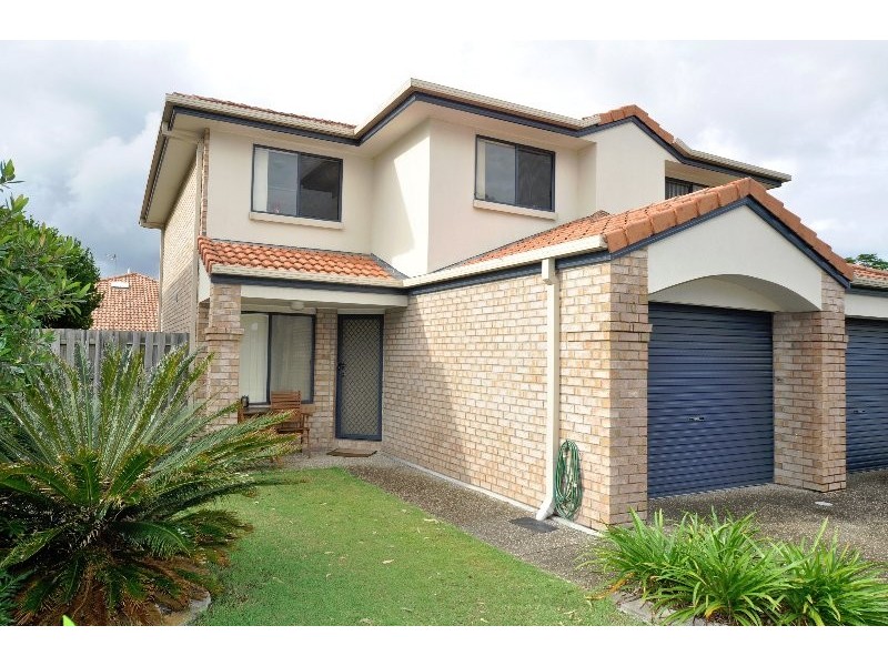 10/2 Bos Drive, Coomera QLD 4209