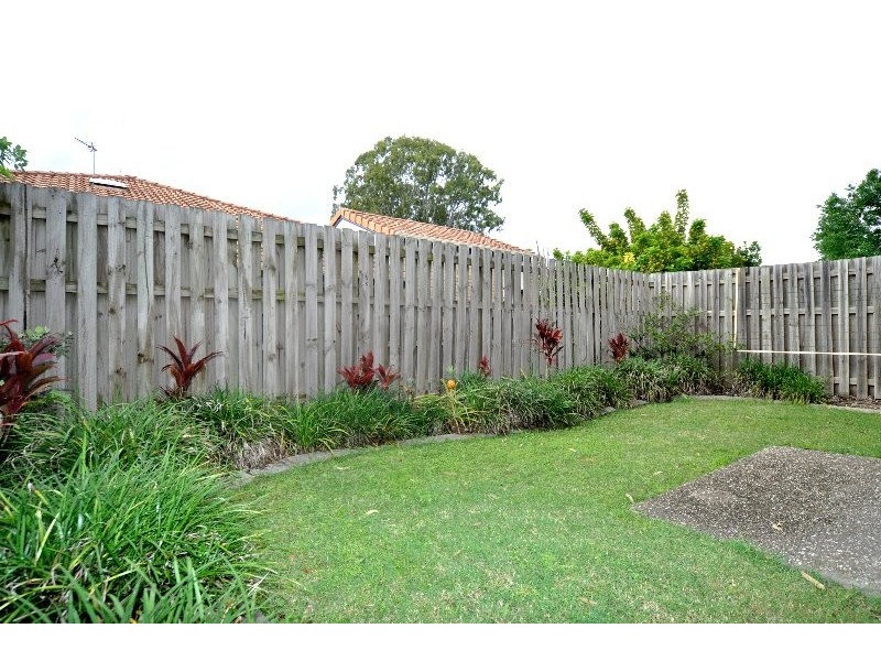 10/2 Bos Drive, Coomera QLD 4209