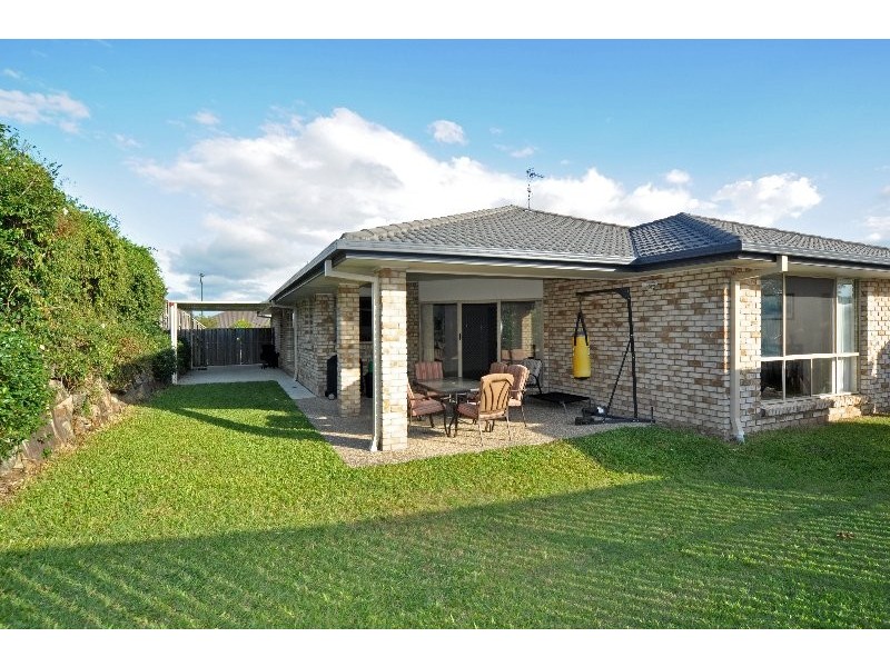 8 Buchanan Circuit, Oxenford QLD 4210