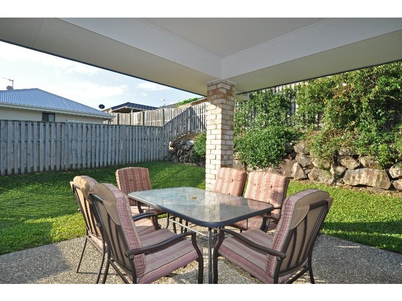 8 Buchanan Circuit, Oxenford QLD 4210