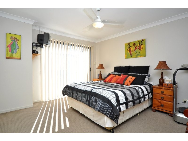 2/9 Filbert Street, Upper Coomera QLD 4209