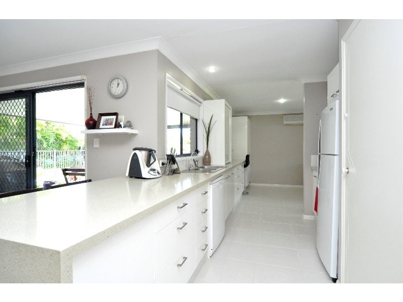 1 Harwood Place, Maudsland QLD 4210