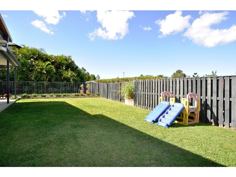 1 Harwood Place, Maudsland QLD 4210