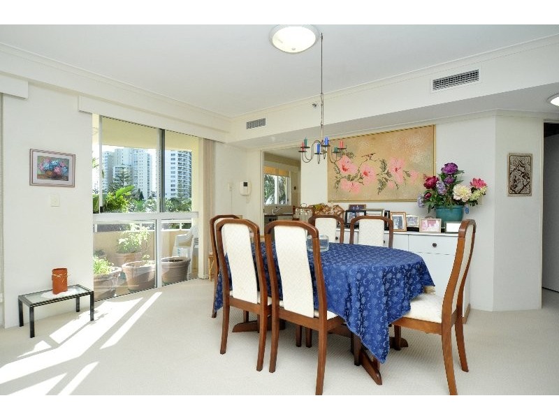 5/59 Pacific Street, Main Beach QLD 4217