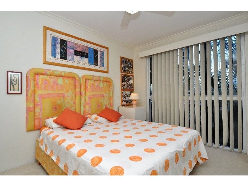 5/59 Pacific Street, Main Beach QLD 4217