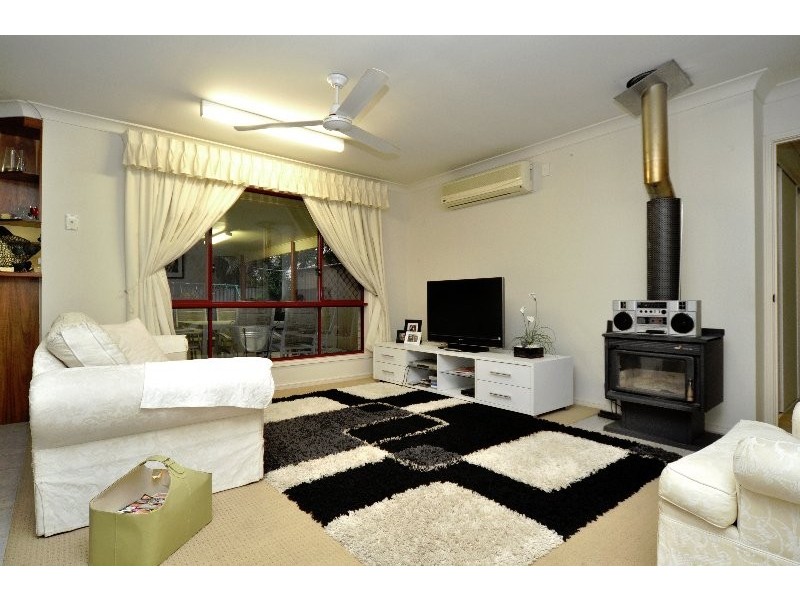 38 Sickle Avenue, Hope Island QLD 4212