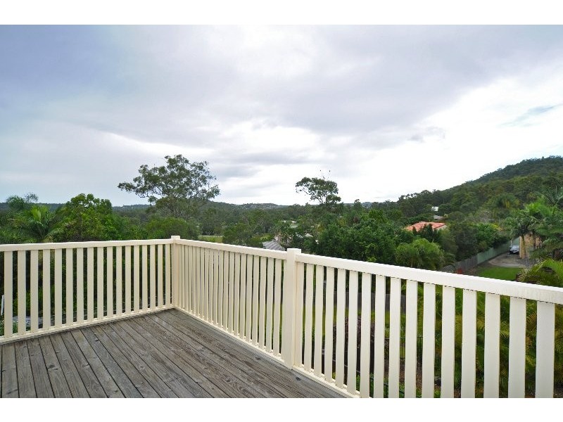 5 Roche Court, Oxenford QLD 4210