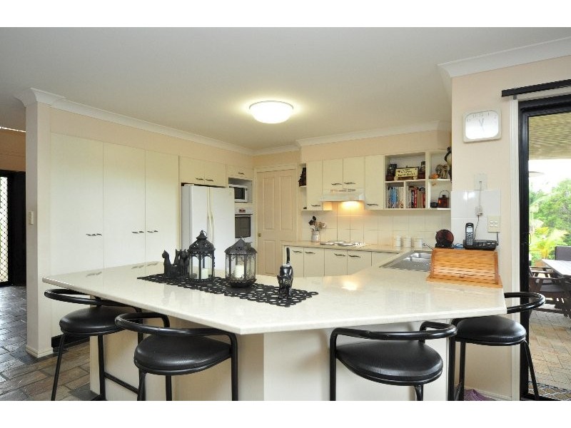 5 Roche Court, Oxenford QLD 4210