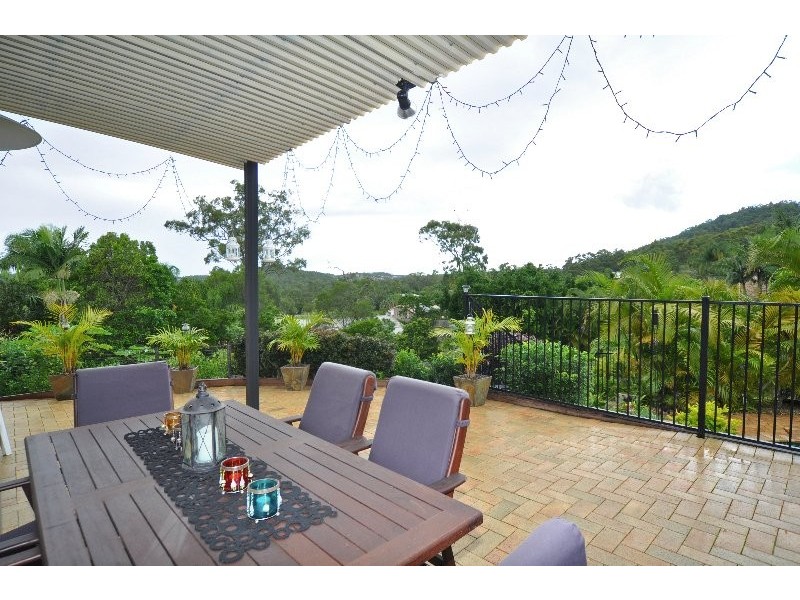 5 Roche Court, Oxenford QLD 4210