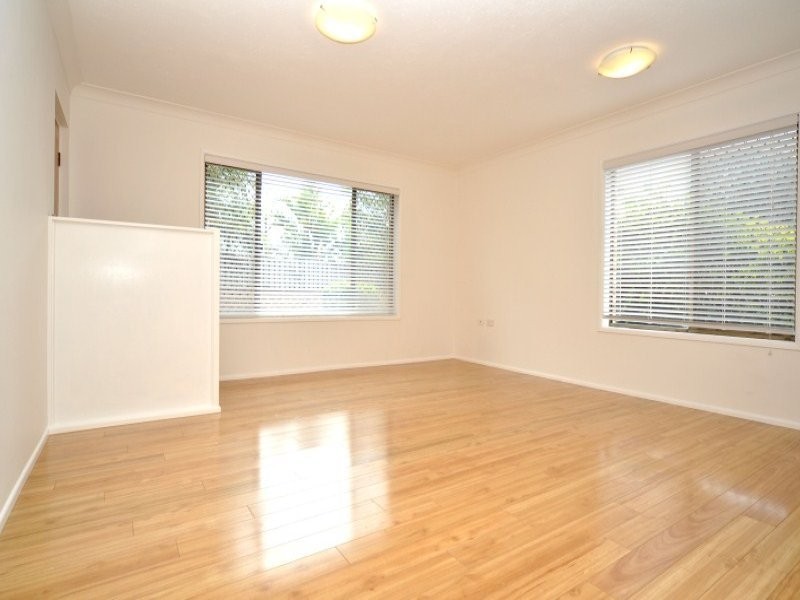 1/18 Madang Crescent, Runaway Bay QLD 4216