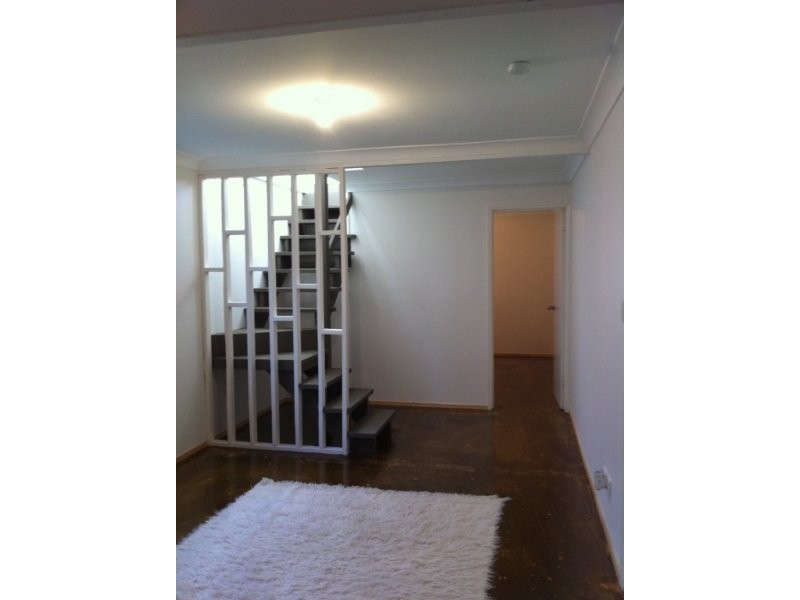 12 Norman Street, Southport QLD 4215