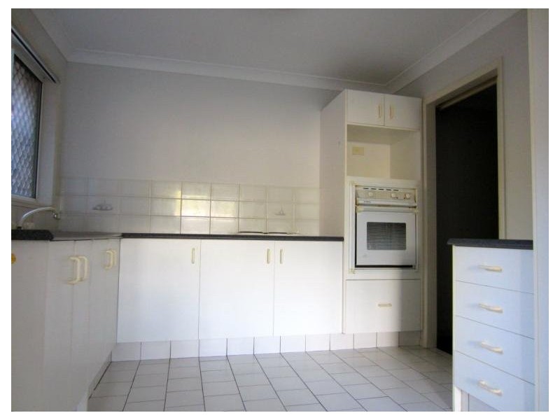 1/12 Calvary Court, Labrador QLD 4215