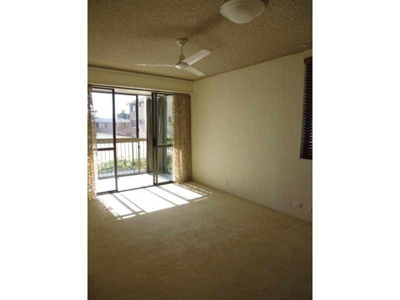 4/540 Marine Parade, Biggera Waters QLD 4216