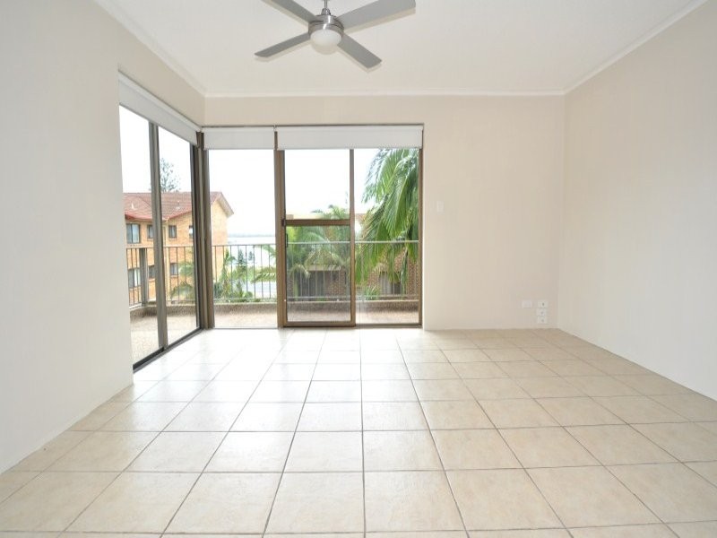 36/490 Marine Parade, Biggera Waters QLD 4216