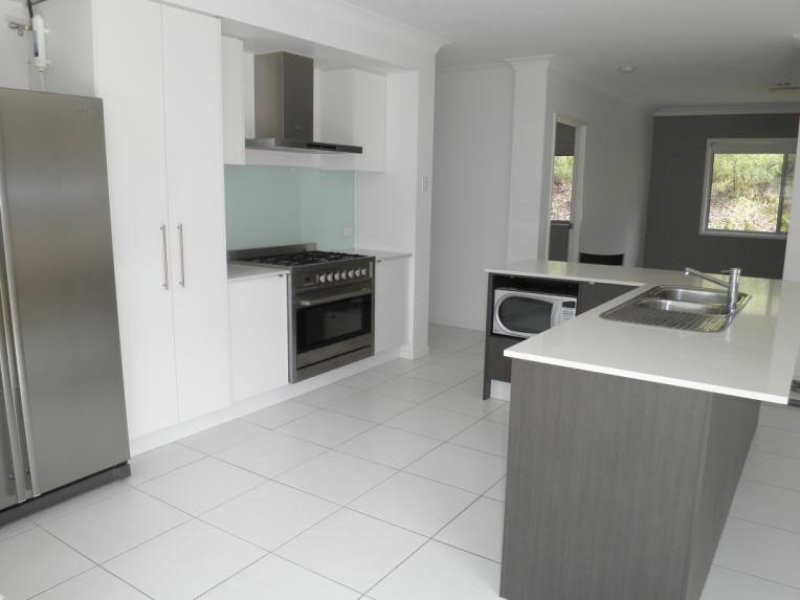 1 Picton Court, Upper Coomera QLD 4209