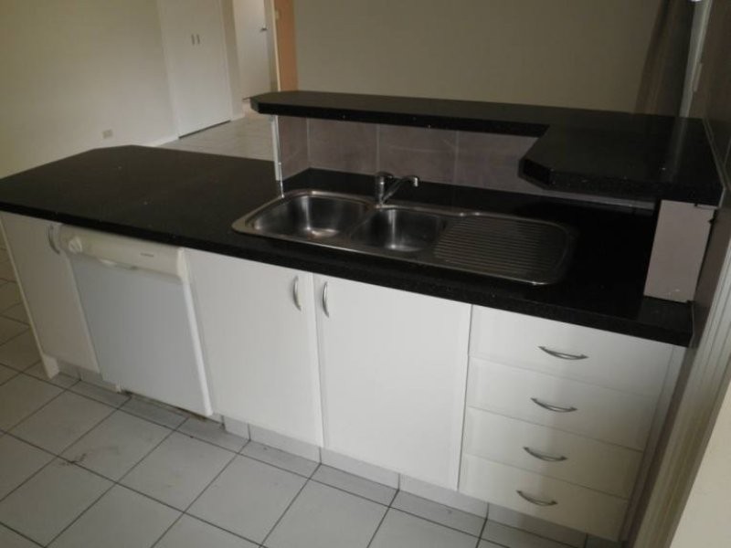 76 Open Drive, Arundel QLD 4214