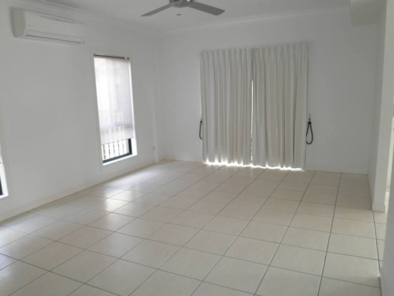 2/2 Tecona Street, Hollywell QLD 4216