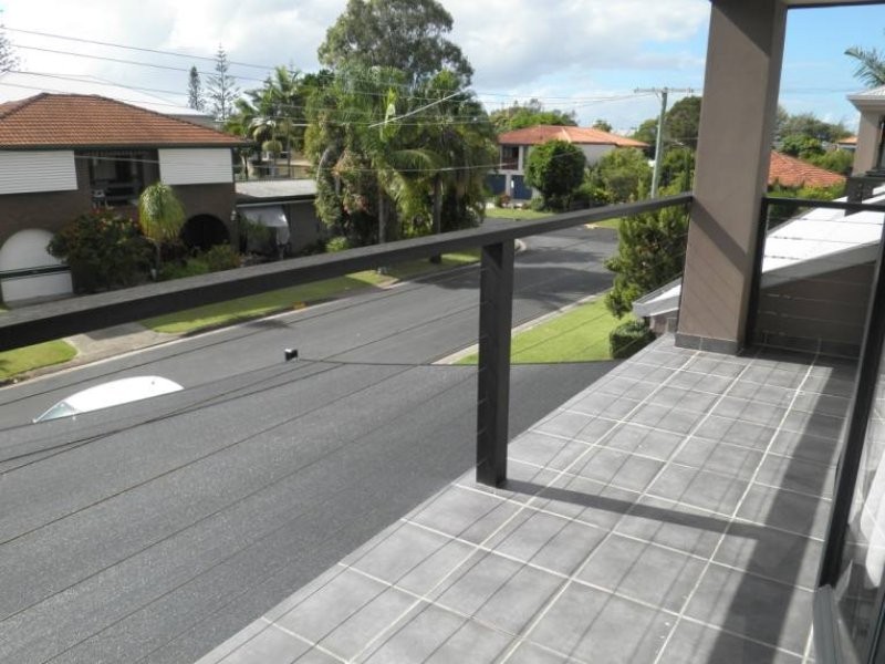 2/2 Tecona Street, Hollywell QLD 4216