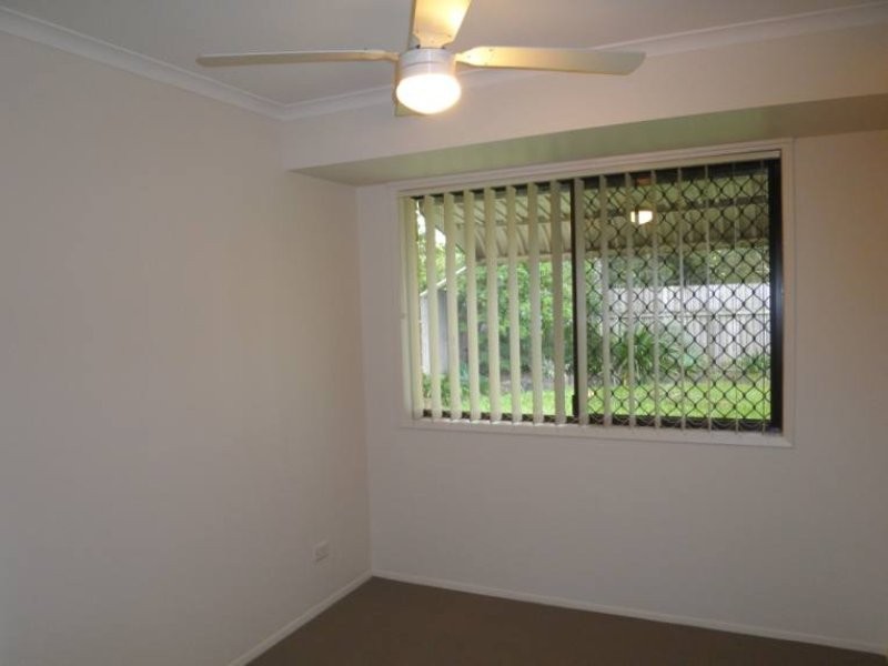 2/23 Stephenson Street, Labrador QLD 4215