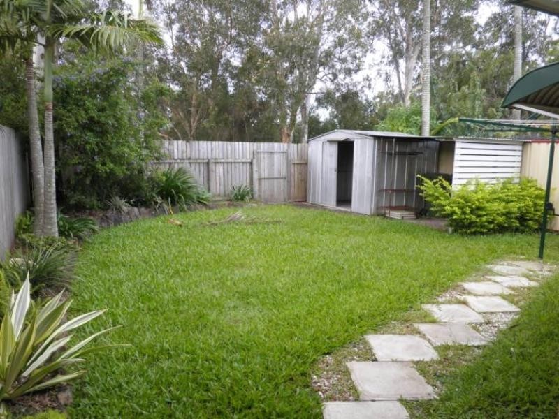 2/23 Stephenson Street, Labrador QLD 4215