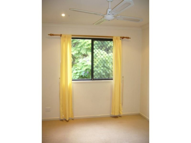 3/72 Imperial Parade, Labrador QLD 4215