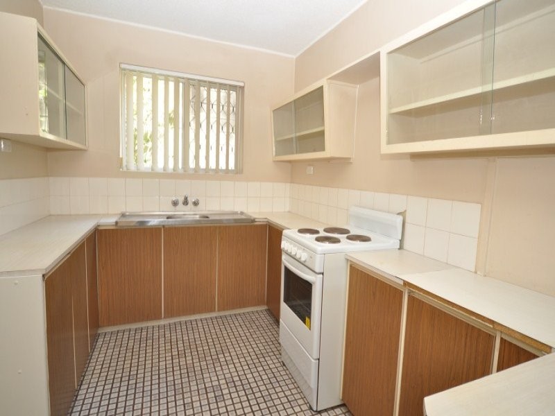 3/10 Railway Street, Southport QLD 4215