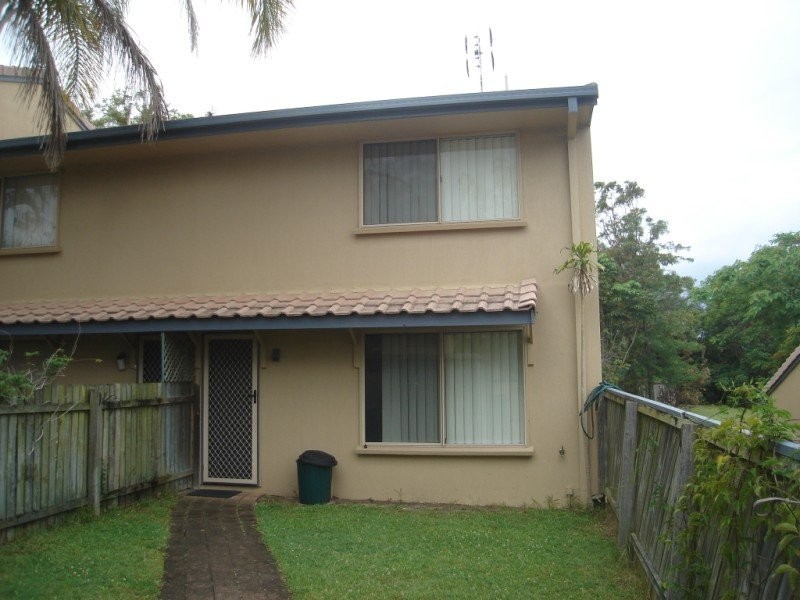 29/63 Olsen Avenue, Labrador QLD 4215