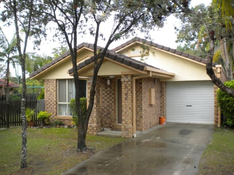 166/31 Usher Avenue, Labrador QLD 4215