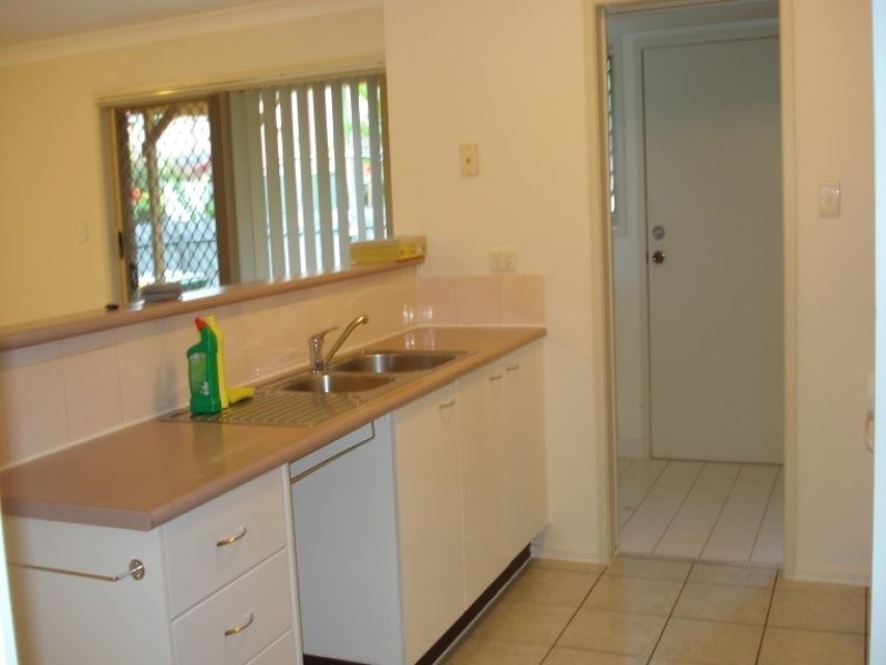 166/31 Usher Avenue, Labrador QLD 4215